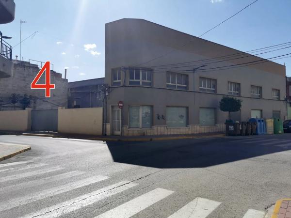 Nave en calle Conde de Vallellano, 1