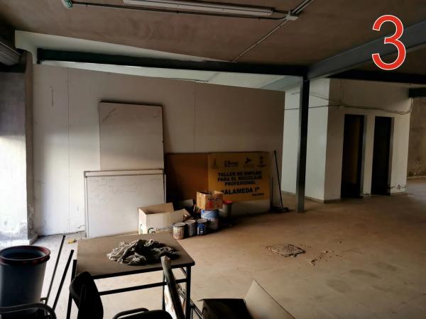 Nave en calle Conde de Vallellano, 1