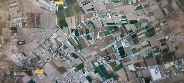 Nave en vereda Rondaina, 56