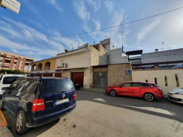 Local en calle José Mira Conesa, 12