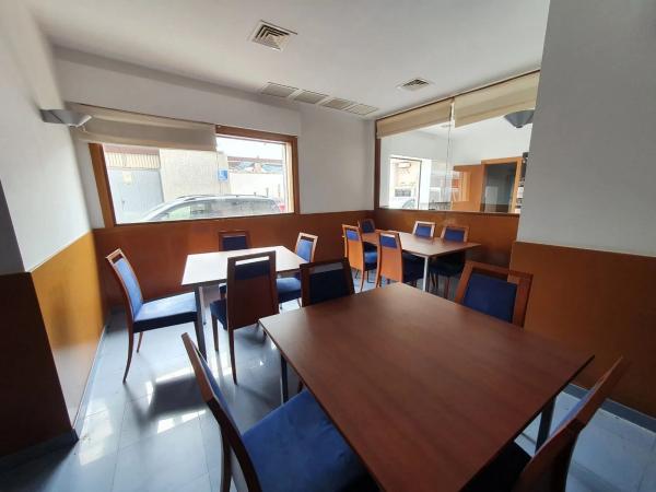 Local en calle José Mira Conesa, 12