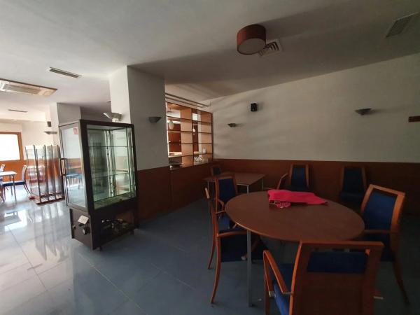 Local en calle José Mira Conesa, 12