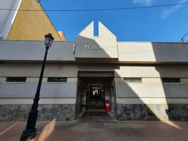 Local en calle José Mira Conesa, 12