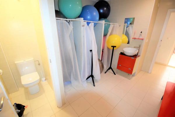 Local en Zona Pueblo