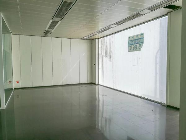 Local o nave en avenida Juan Carlos i
