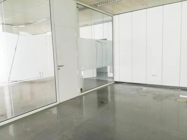 Local o nave en avenida Juan Carlos i