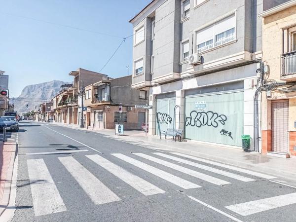 Local o nave en avenida Juan Carlos i