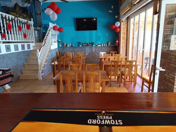 Local en plaza la figuera, 1