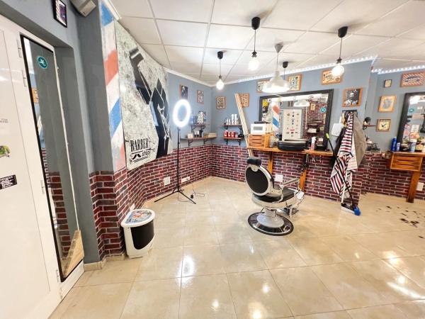 Local en Zona Pueblo