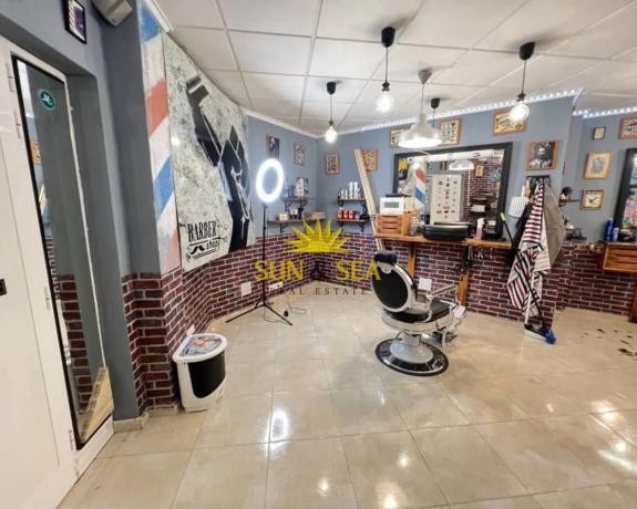 Local en Zona Pueblo