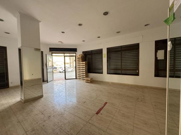 Local en calle Garcia Lorca, 15