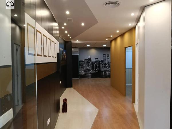 Local en Zona Pueblo