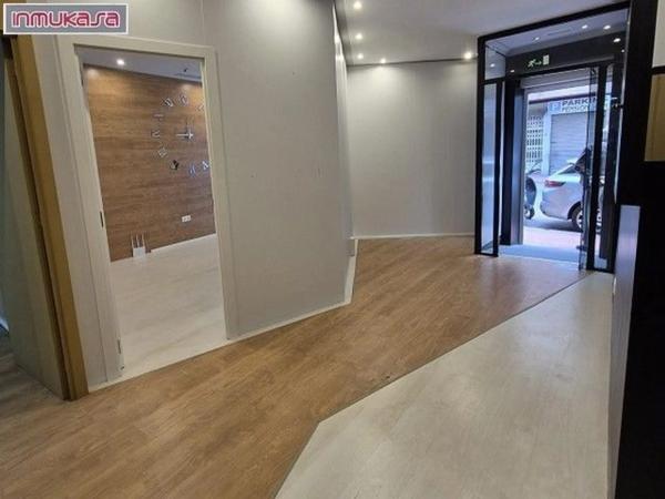 Local en Zona Pueblo