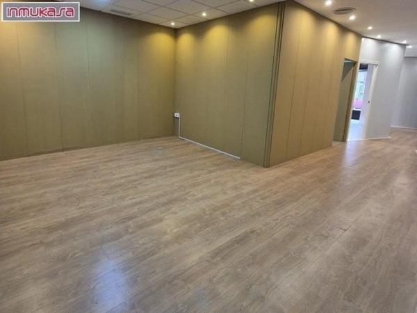 Local en Zona Pueblo