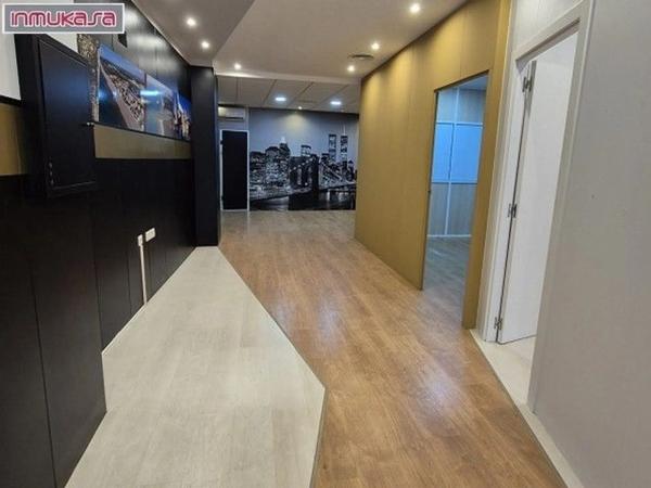 Local en Zona Pueblo