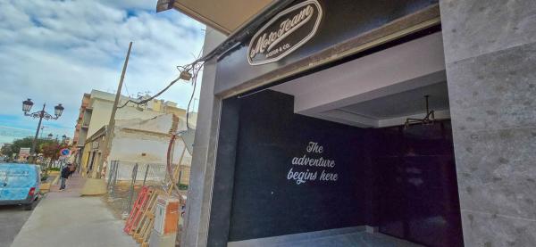 Local en calle Major, 64
