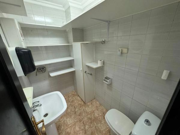 Local en Zona Pueblo