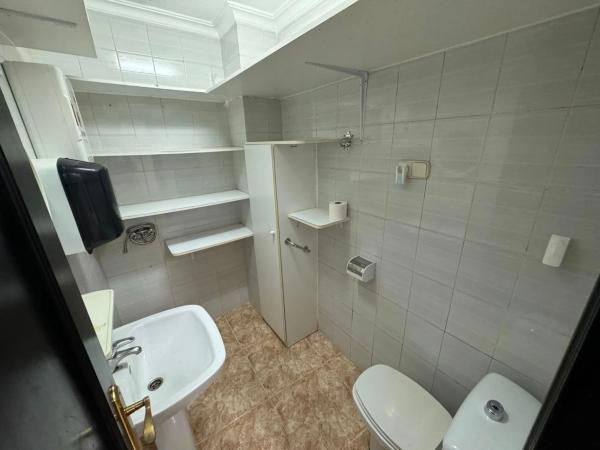 Local en Zona Pueblo