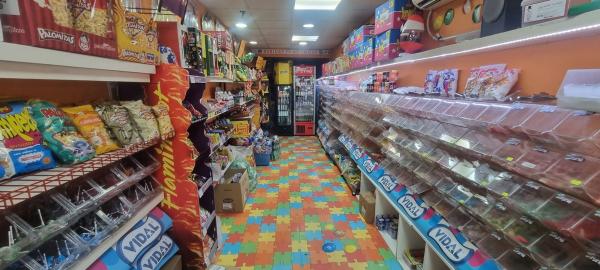 Local en avenida del País Valencià, 6