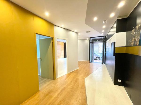 Local en avenida del País Valencià, 58