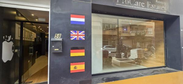 Local en avenida del País Valencià, 58