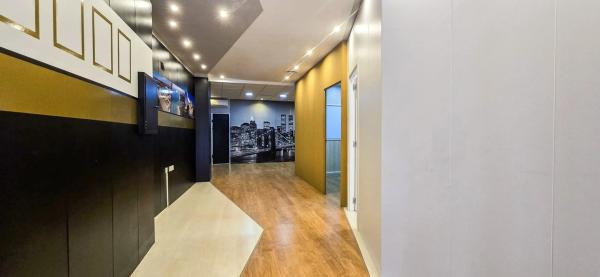 Local en avenida del País Valencià, 58