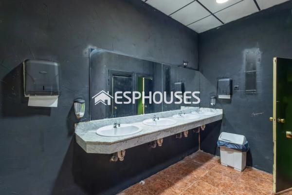 Local en Zona Pueblo