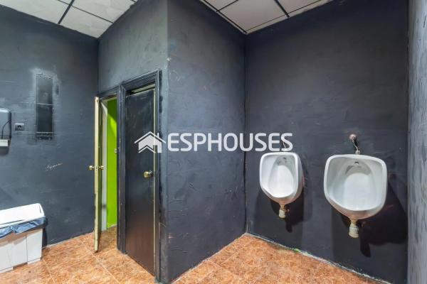 Local en Zona Pueblo