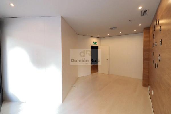 Local en avenida del País Valencià, 58