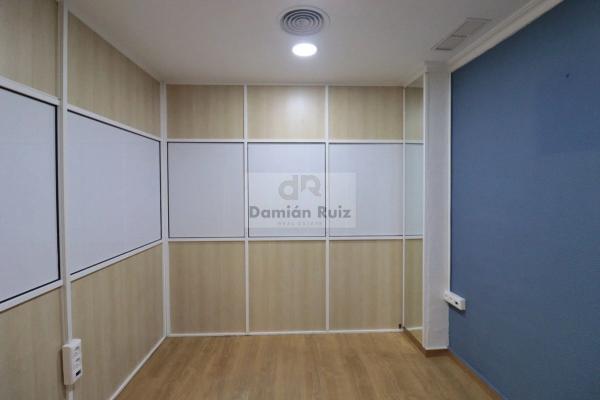 Local en avenida del País Valencià, 58