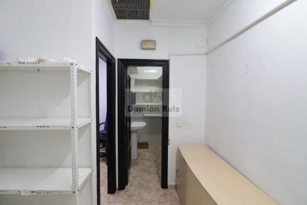 Local en avenida del País Valencià, 58