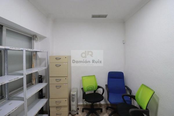 Local en avenida del País Valencià, 58