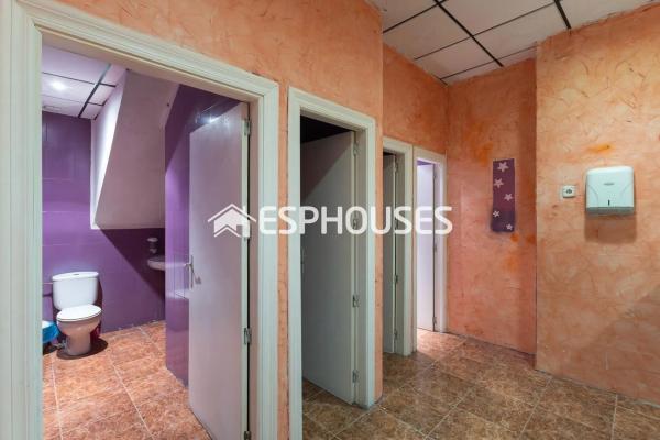 Local en Zona Pueblo