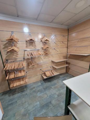 Local en país valenciano, 95