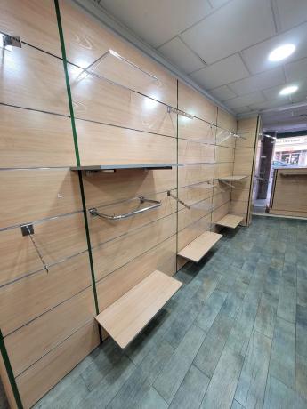 Local en país valenciano, 95