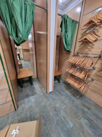 Local en país valenciano, 95