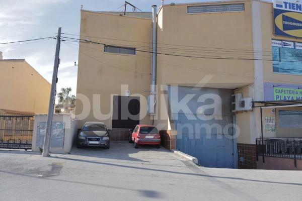 Local en calle el Moll