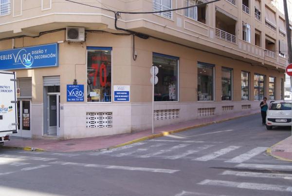 Local en calle Blasco Ibañez, 42