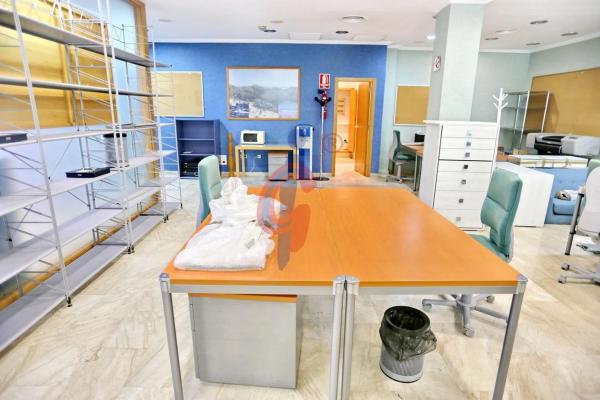 Local en puerta del Cairo s/n