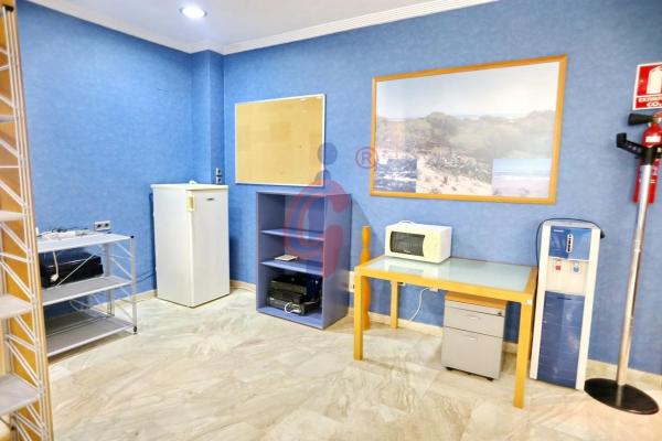 Local en puerta del Cairo s/n