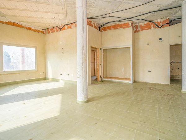 Local en Polígono Sup-7