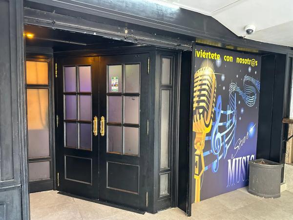 Local en calle Blasco Ibañez, 45