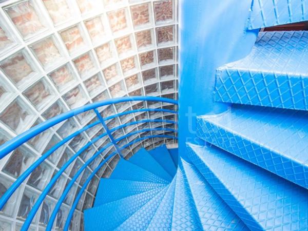 Local en calle Santos Médicos