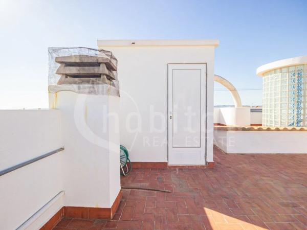 Local en calle Santos Médicos