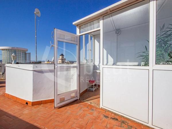 Local en calle Santos Médicos