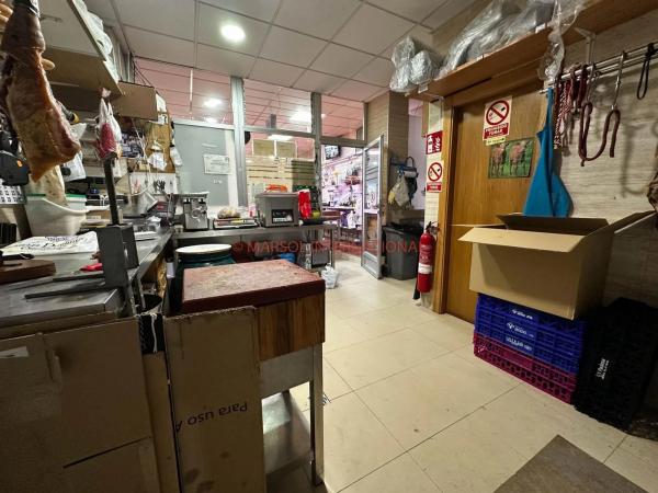 Local en calle El Paseo