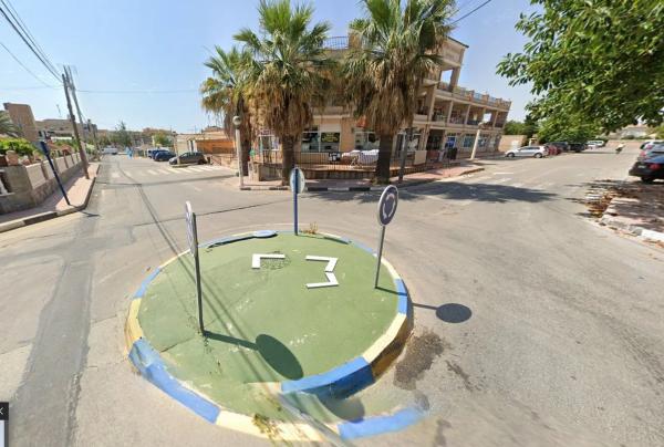 Local en calle Isla Dragonera