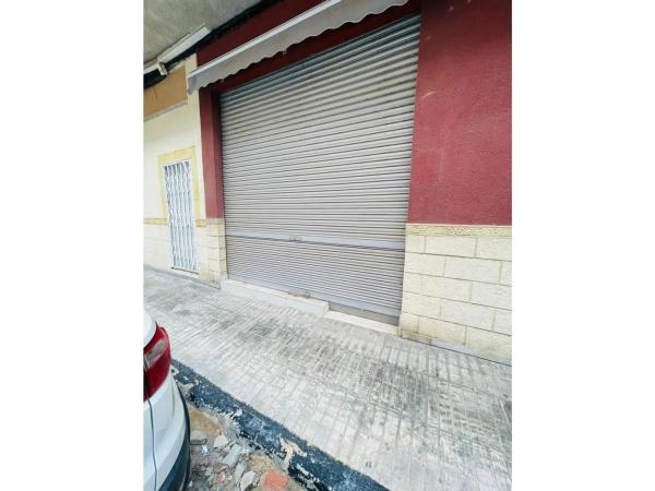 Local en calle Pío v