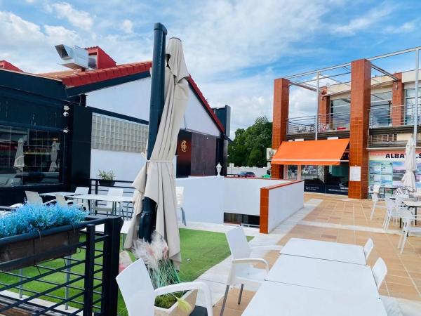 Local en carretera de Villamartín