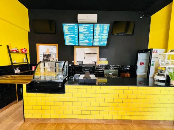 Local en calle Magallanes, 18